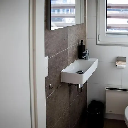 Hausboot Atlantis 11 船上ホテル Klitten